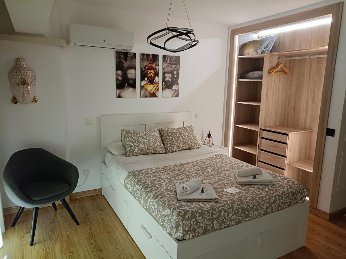 Buddha Smart Estudio Centro Historico De Малага Екстериор снимка